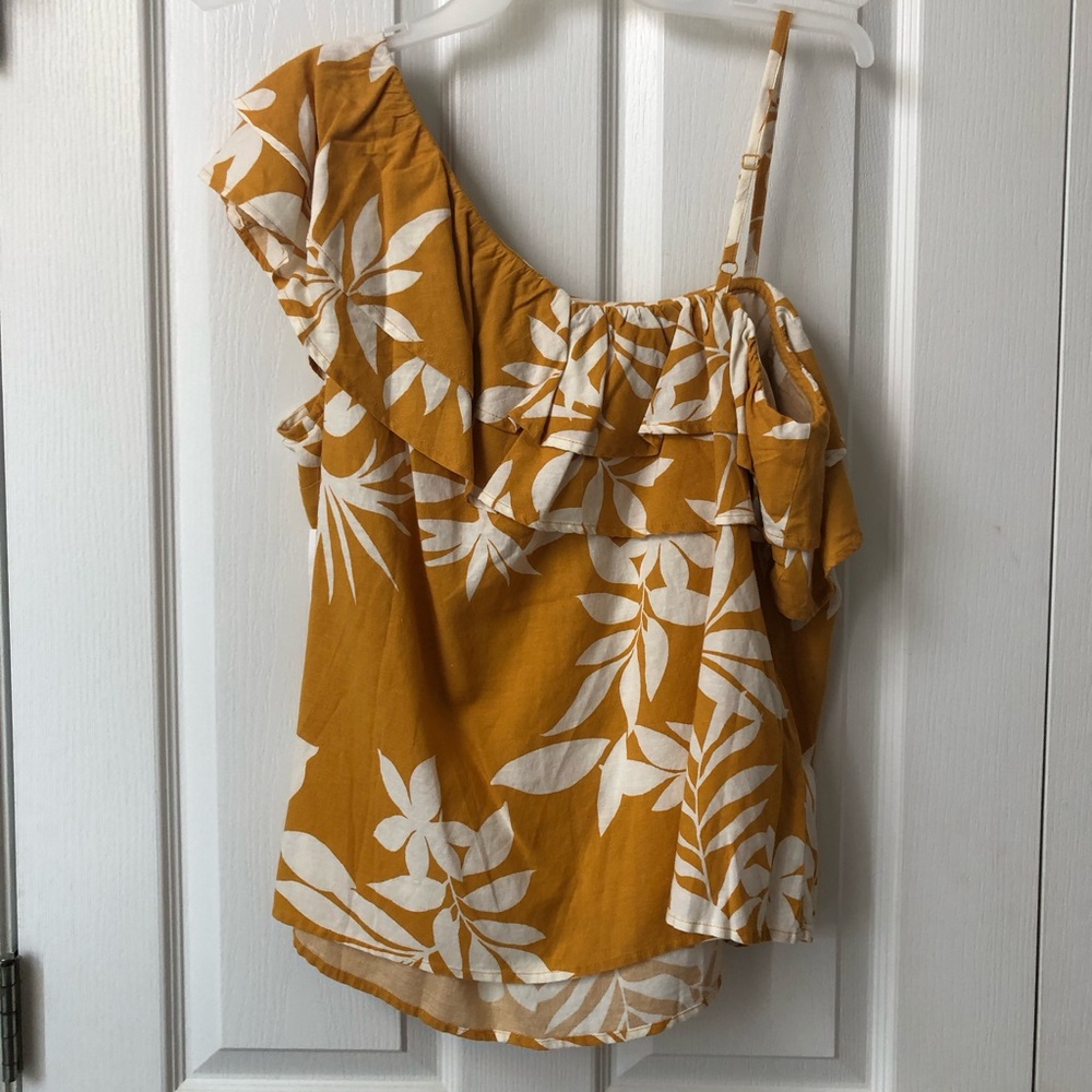 Old Navy off shoulder top
